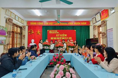 [MN B TÂN THANH] TRƯỜNG MẦM NON B TÂN THANH VINH DỰ ĐƯỢC ĐÓN TIẾP ĐOÀN ĐẠI BIỂU ĐẢNG UỶ, HĐND, UBND XÃ TÂN THANH ĐẾN THĂM VÀ TẶNG HOA CHÚC MỪNG KỶ NIỆM 43 NĂM NGÀY NHÀ GIÁO VIỆT NAM ( 20/11/1982-20/11/2025).