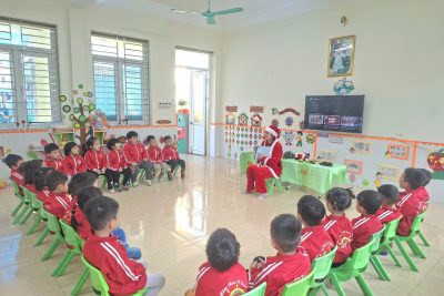 [MNB TÂN THANH] TRƯỜNG MẦM NON B TÂN THANH PHỐI HỢP TỔ CHỨC HOẠT ĐỘNG “LÀM QUEN VỚI TIẾNG ANH – CHỦ ĐỀ NOEL (CHRISTMAS)”