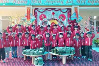 TRƯỜNG MẦM NON B TÂN THANH TỔ CHỨC BUỔI TRẢI NGHIỆM “GÓI BÁNH CHƯNG XANH – GÌN GIỮ HỒN TẾT VIỆT”